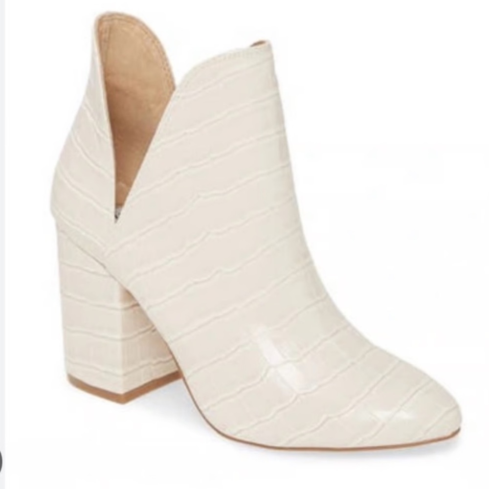 Steve Madden Rookie Embossed Leather Off White Booties Size 7 Bone Crocodile